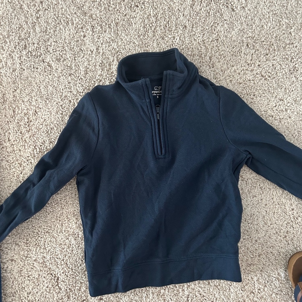 Vineyard vines sweater